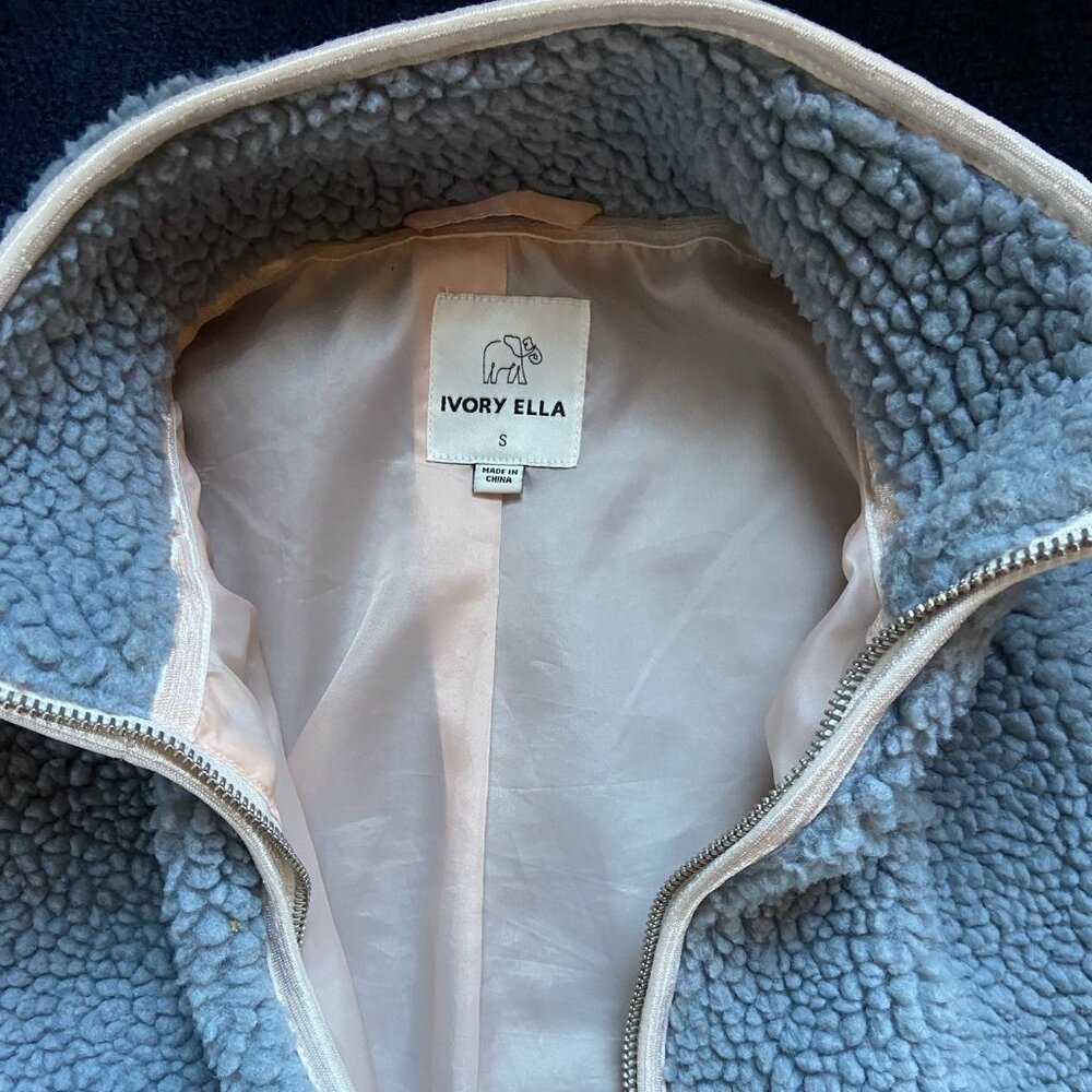 EUC Ivory Ella Women’s Sherpa Fleece Full Zip Sweater Jacket Sz S - Picture 3 of 6